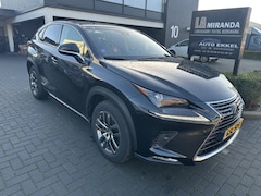 Lexus NX - 300h AWD Lux. Line