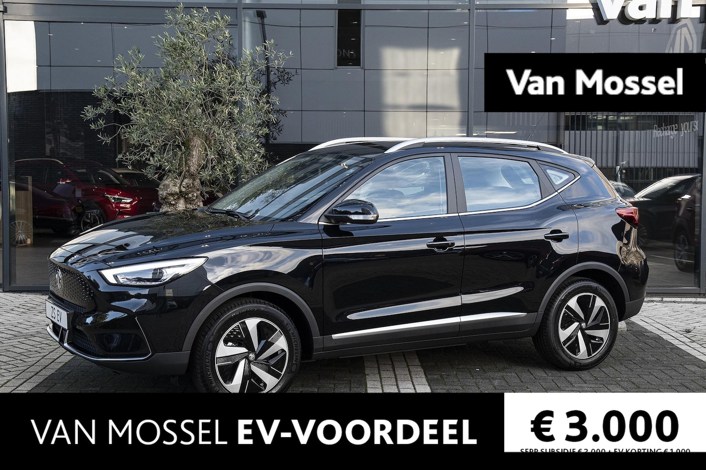 MG ZS - EV Long Range Luxury 70 kWh | WLTP 440KM | Navigatie | 17"LMV | Cam | ACC | ECC | DAB | BT - AutoWereld.nl