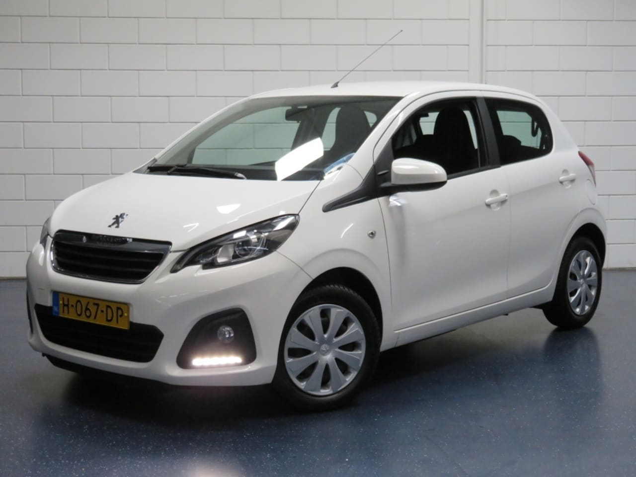 Peugeot 108 - 1.0 e-VTi Active 1.0 e-VTi Active - AutoWereld.nl