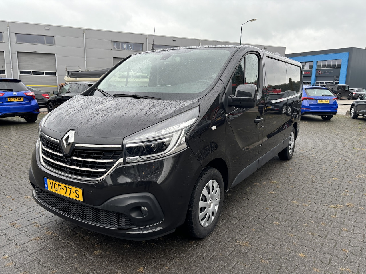 Renault Trafic - 2.0 dCi 170 T29 L2H1 | Automaat - AutoWereld.nl