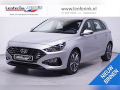 Hyundai i30 - 1.0 T-GDi MHEV Trend Clima Apple Carplay Stoel- en stuurverwarming Camera