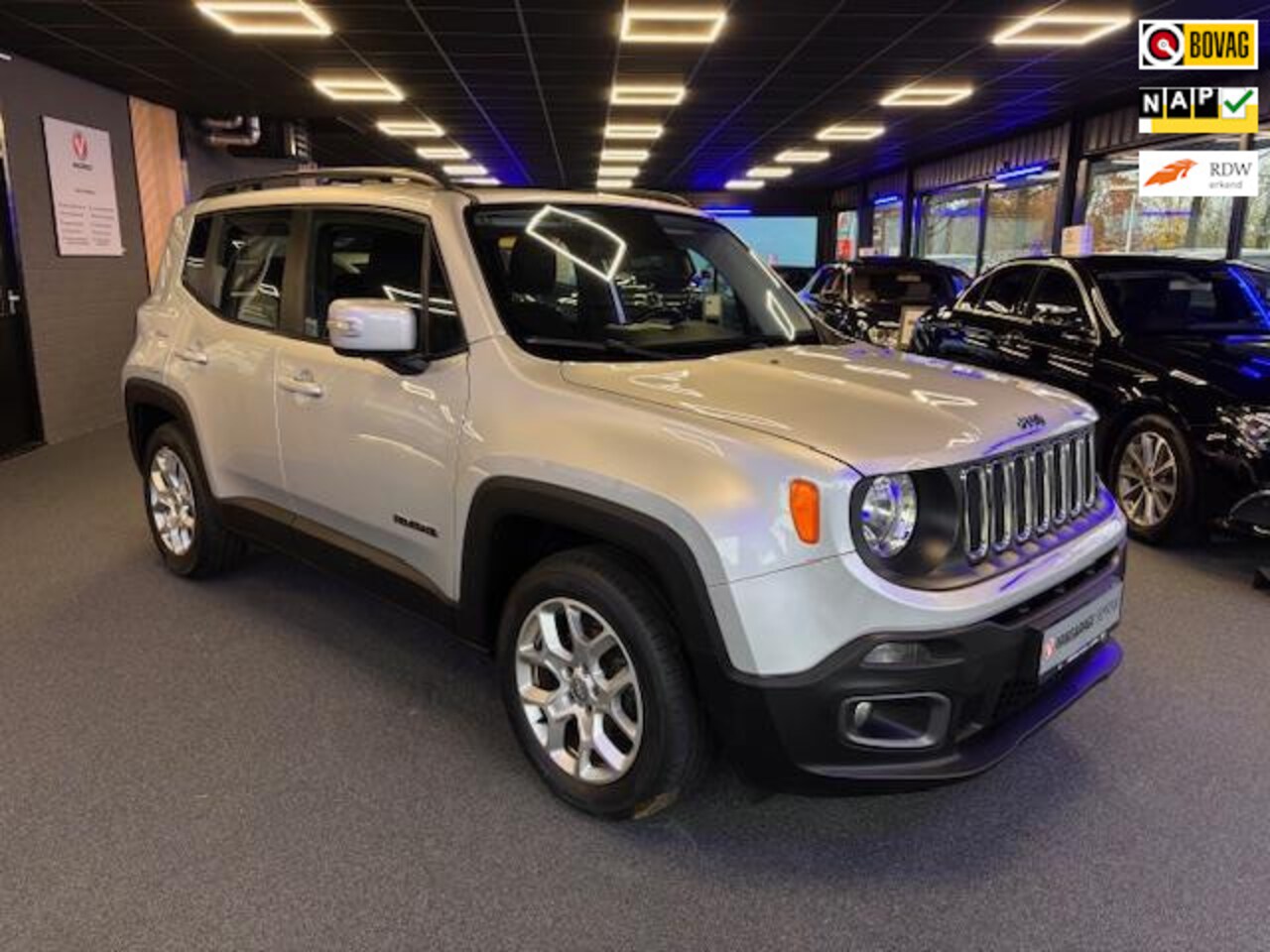 Jeep Renegade - 1.4 T MultiAir Limited | Navigatie | Clima | IsoFix | Stoelverwarming | Cruise | Open Dak - AutoWereld.nl