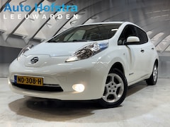 Nissan LEAF - Acenta 30 kWh € 8.949, - NA-SUBSIDIE 26.000 KM KEY-LESS NAVI CLIMA CAMERA LMV