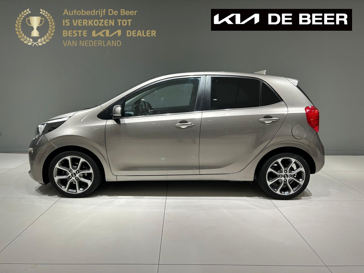 Kia Picanto - 1.0 MPi 67pk 4-zits Colour Edition Climate Controle 16 Inch Navigatie - AutoWereld.nl