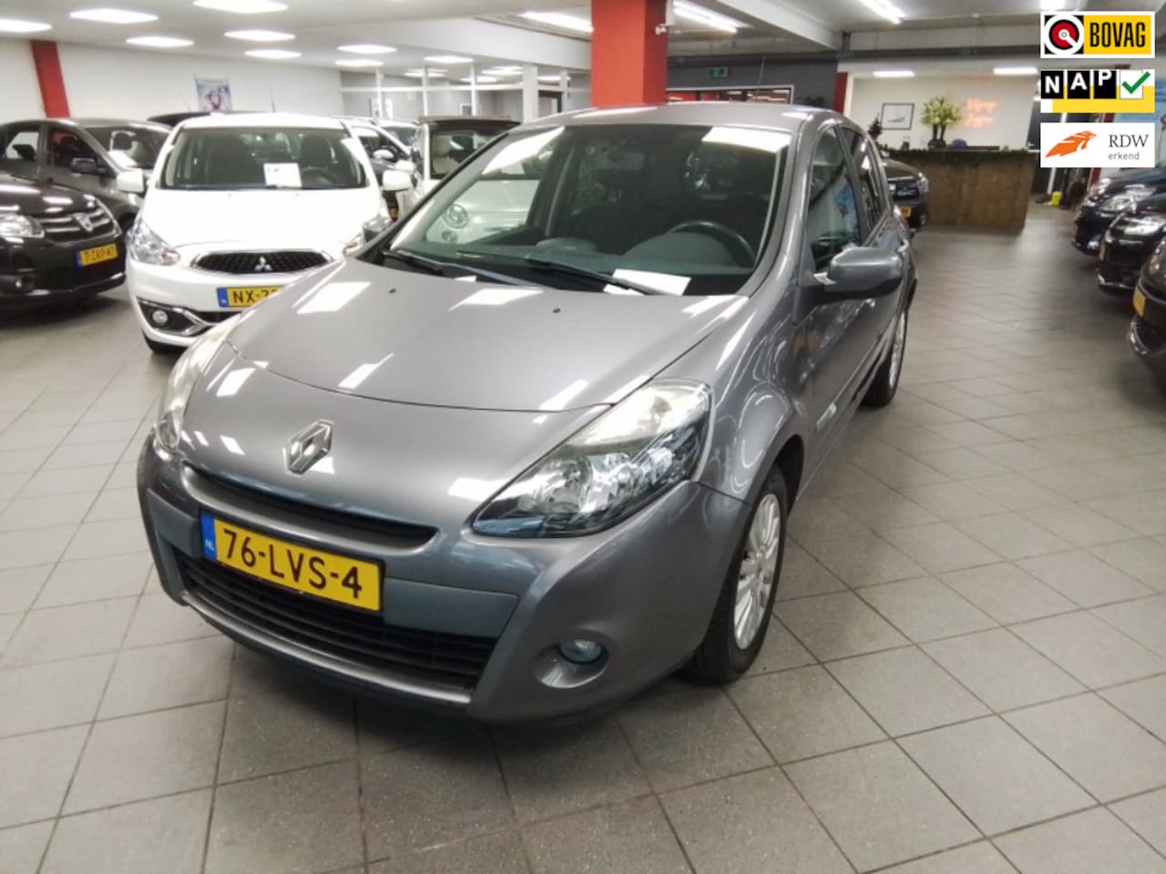 Renault Clio - 1.2 Collection 1.2 Collection - AutoWereld.nl