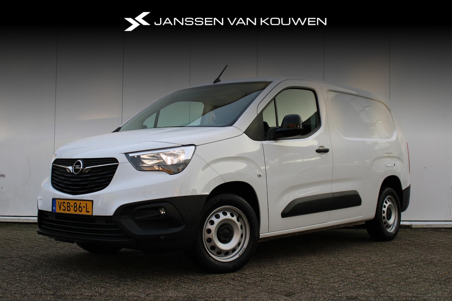 Opel Combo - 1.5D L2 Edition Achteruitrijcamera / Navigatie / Parkeersensoren - AutoWereld.nl