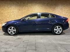 Volvo S60 - 1.6 T3 Momentum - Dealer onderh. - nw. koppeling