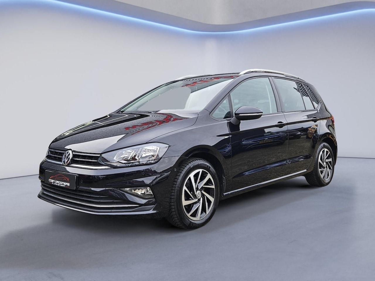 Volkswagen Golf Sportsvan - 1.5 TSI ACT Highline /Apple Carplay/Parkeersens. Rondom/Dodehoek detectie/front&lane assis - AutoWereld.nl