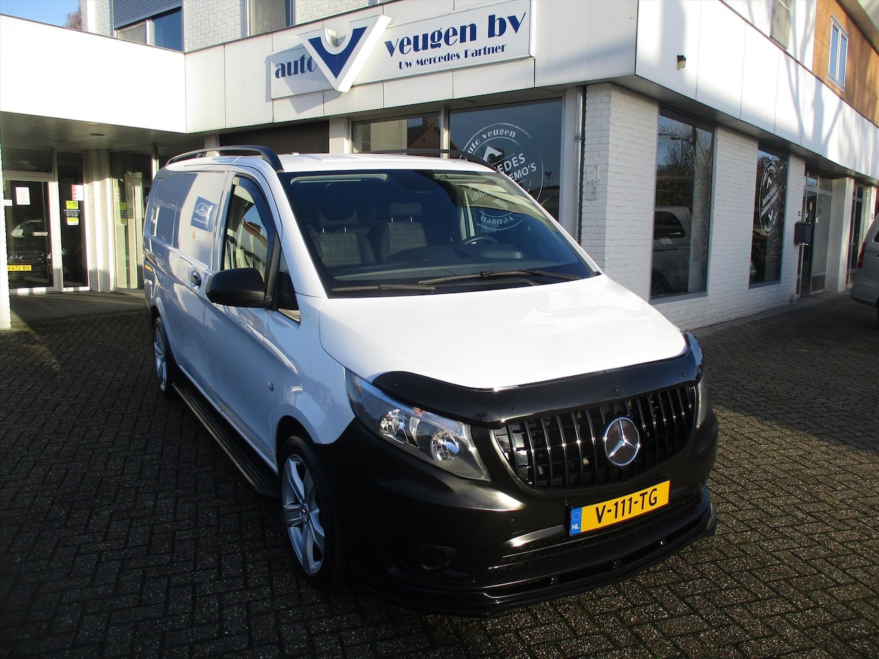 Mercedes-Benz Vito - 2.1 CDI 100KW Black and White Edition - AutoWereld.nl