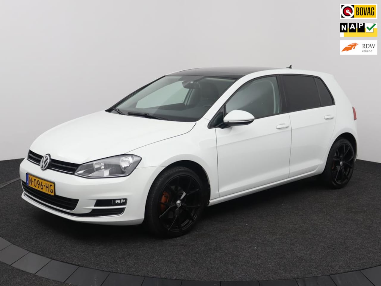 Volkswagen Golf - 1.8 TSI Highline - AutoWereld.nl