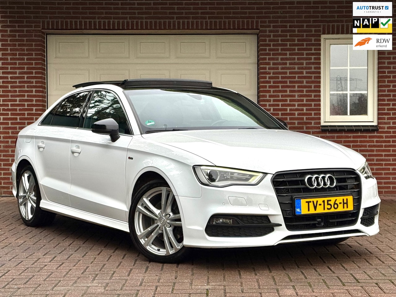 Audi A3 Limousine - 1.8TFSI/179pk quattro S-Line|2016|Navi|Pano|ACC|Stoelverw.|Clima|18"LMV - AutoWereld.nl