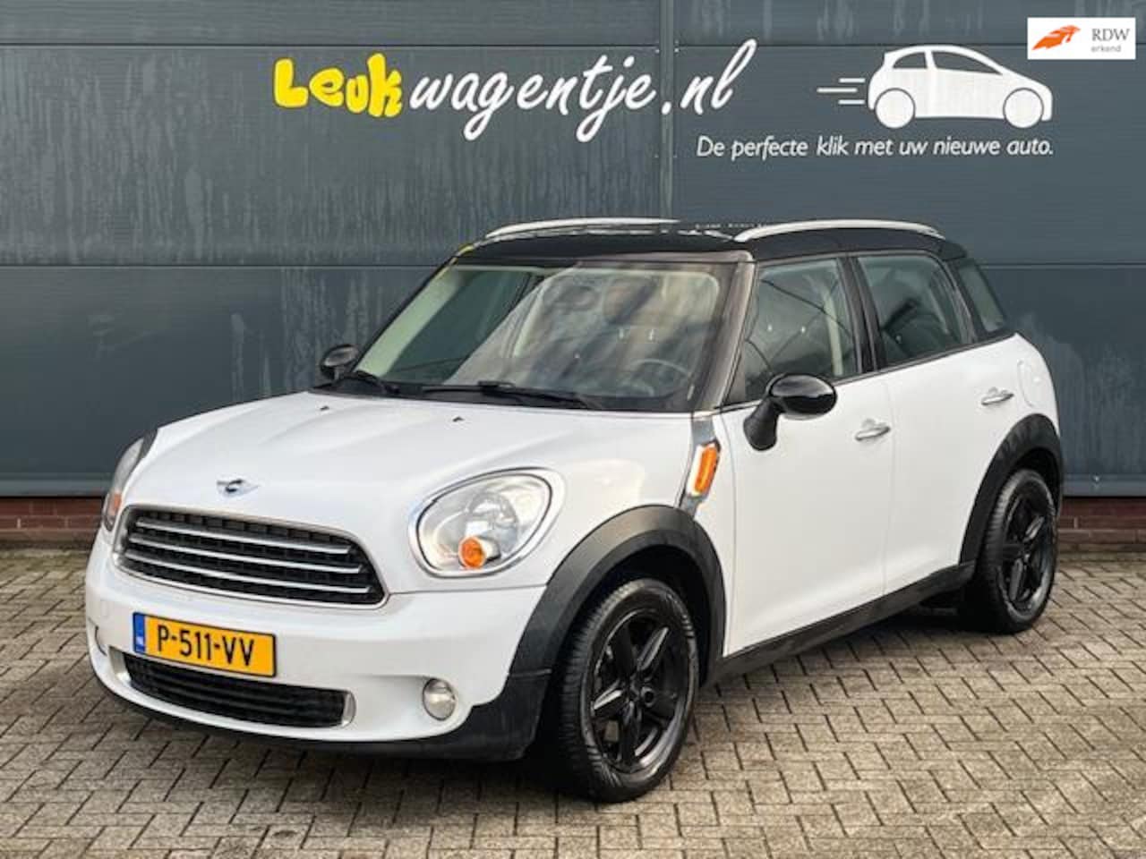 MINI Countryman - Mini 1.6 Cooper Chili * zwarte velgen * ecc * - AutoWereld.nl