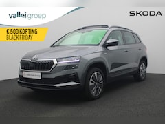 Skoda Karoq - 1.5 TSI 150PK DSG ACT Business Edition | Pano | Navi | Keyless | Camera | ACC | 17 inch