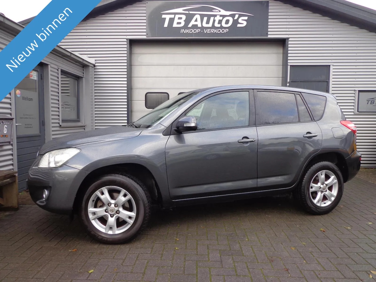 Toyota RAV4 - 2.0 VVTi Dynamic 2WD 2.0 VVTi Dynamic 2WD - AutoWereld.nl