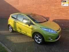 Ford Fiesta - 1.6 Titanium Clima PDC