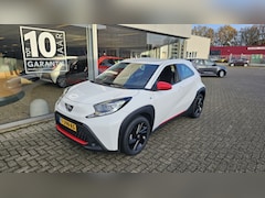 Toyota Aygo X - 1.0 Play NLauto | winter / zomerset | dealeronderhouden