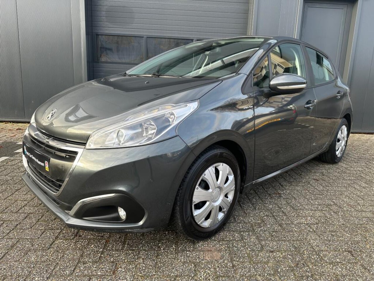 Peugeot 208 - 1.2 PureTech Blue Lease Executive 1.2 PureTech Blue Lease Executive, Stoelv. PDC, Cruise - AutoWereld.nl