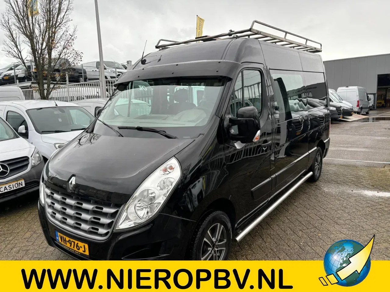 Renault Master - L2H2 dubcab airco navi - AutoWereld.nl