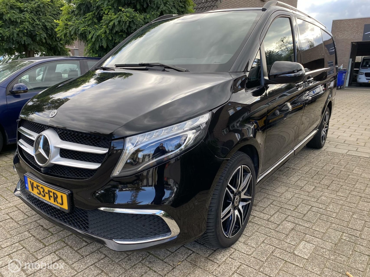 Mercedes-Benz V-klasse - 300d Lang DC Edition 72.DKM AUT ECC LEDER NAVI PDC CAMERA - AutoWereld.nl