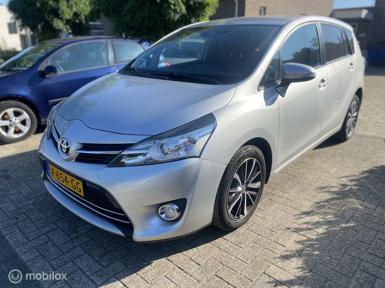 Toyota Verso - VAN 1.6 D-4D Dynamic 217.DKM AIRCO NAVI CAMERA GRIJSKENTEKEN - AutoWereld.nl