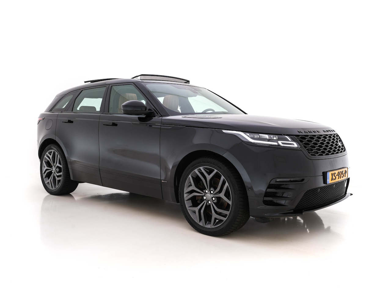 Land Rover Range Rover Velar - 3.0 V6 AWD R-Dynamic HSE Aut. *PANO | HEAD-UP | VOLLEDER | FULL-LED | MASSAGE | VIRTUAL-CO - AutoWereld.nl