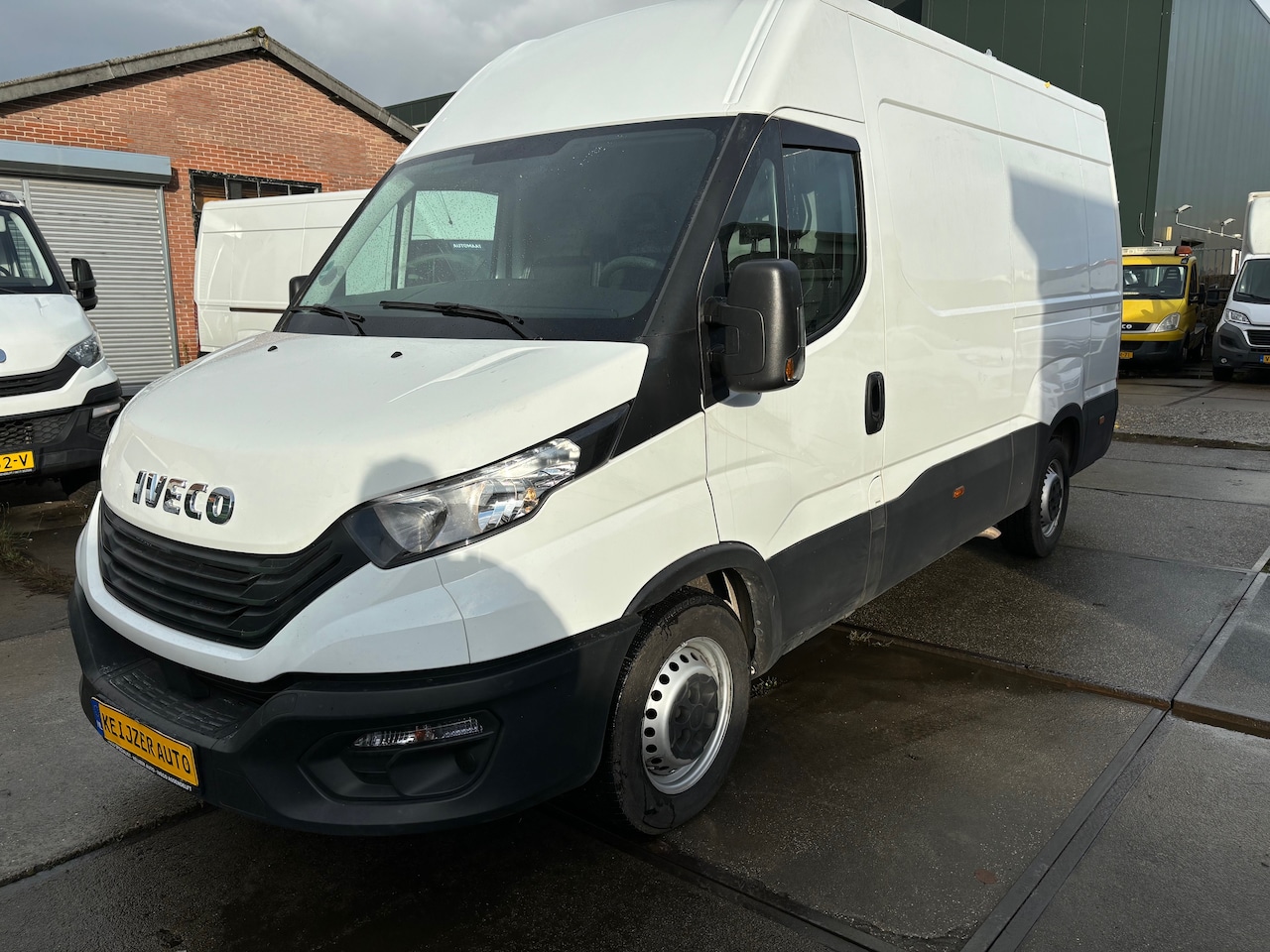 Iveco Daily - 35S16V 2.3 352L H2 Trekhaak 3500 kg! - AutoWereld.nl