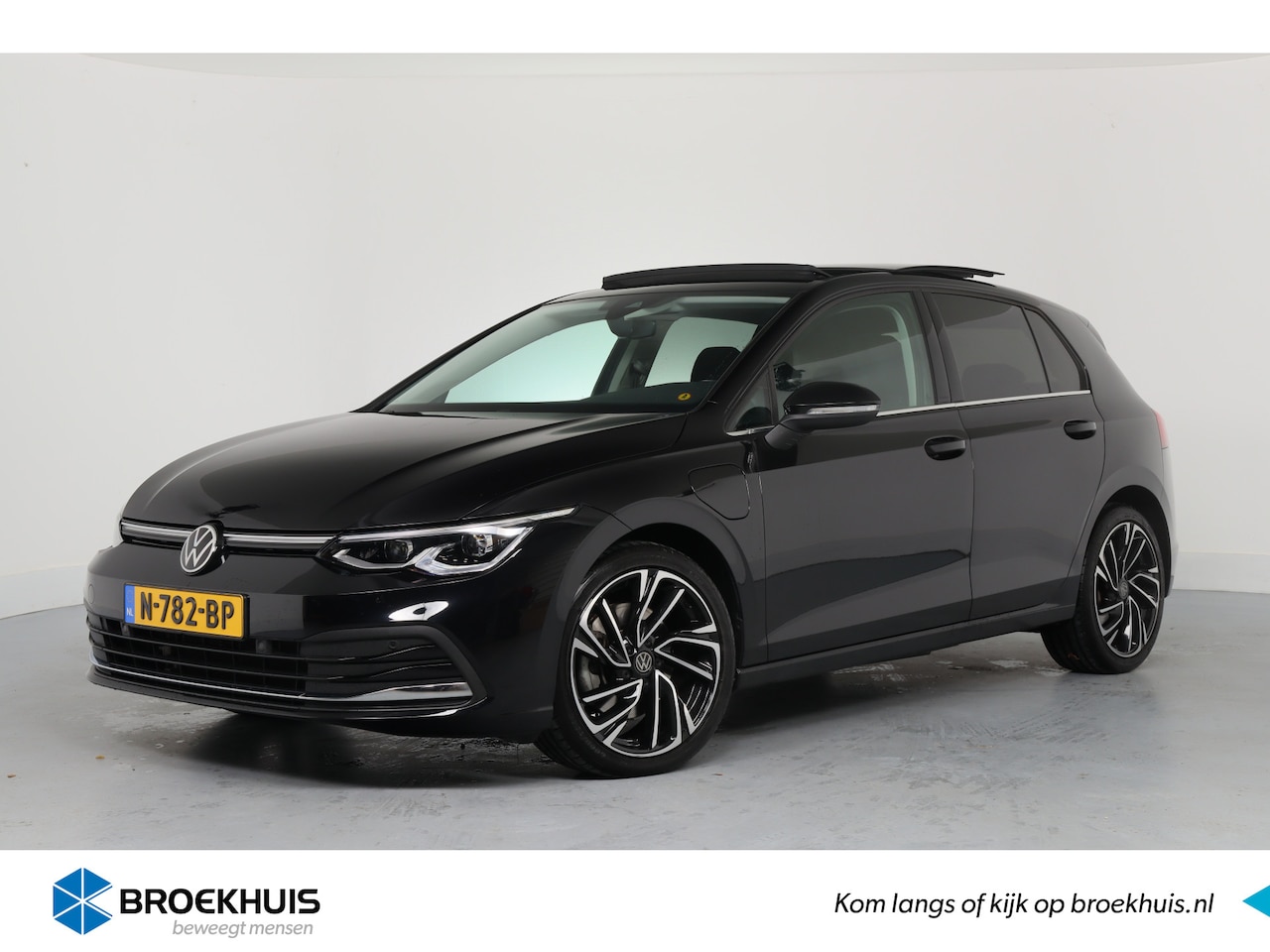 Volkswagen Golf - 1.4 eHybrid Style | Dealer Onderhouden! | Bear Lock | LED Matrix | Memory Zetels | Open Da - AutoWereld.nl