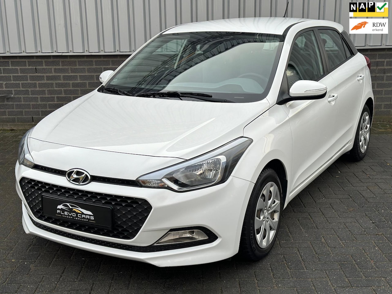 Hyundai i20 - 1.2 LP i-Drive | Airco | Cruise Control | - AutoWereld.nl