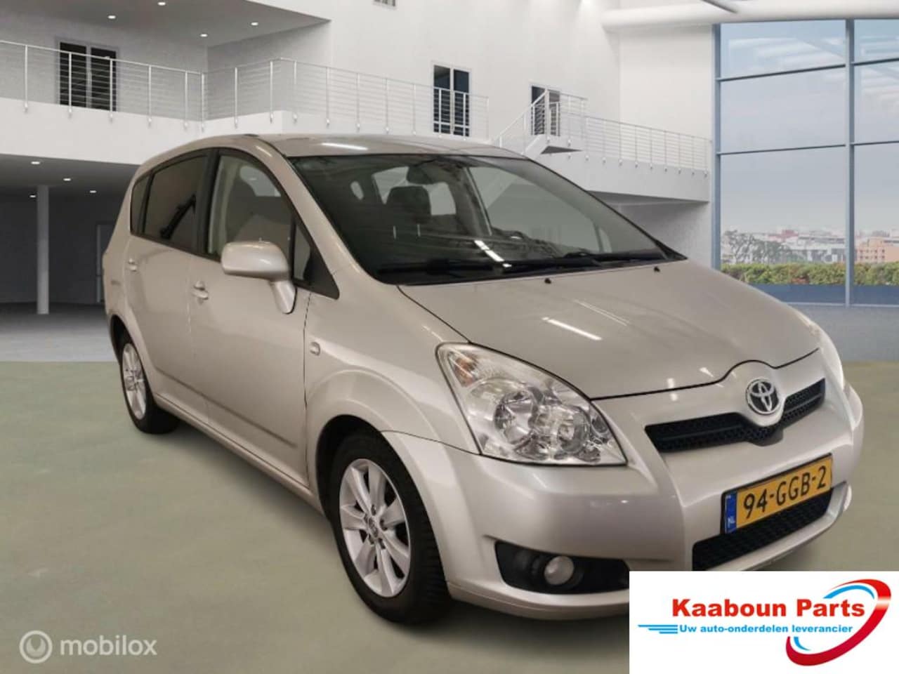 Toyota Corolla Verso - 1.8 VVT-i Luna 1.8 VVT-i Luna - AutoWereld.nl