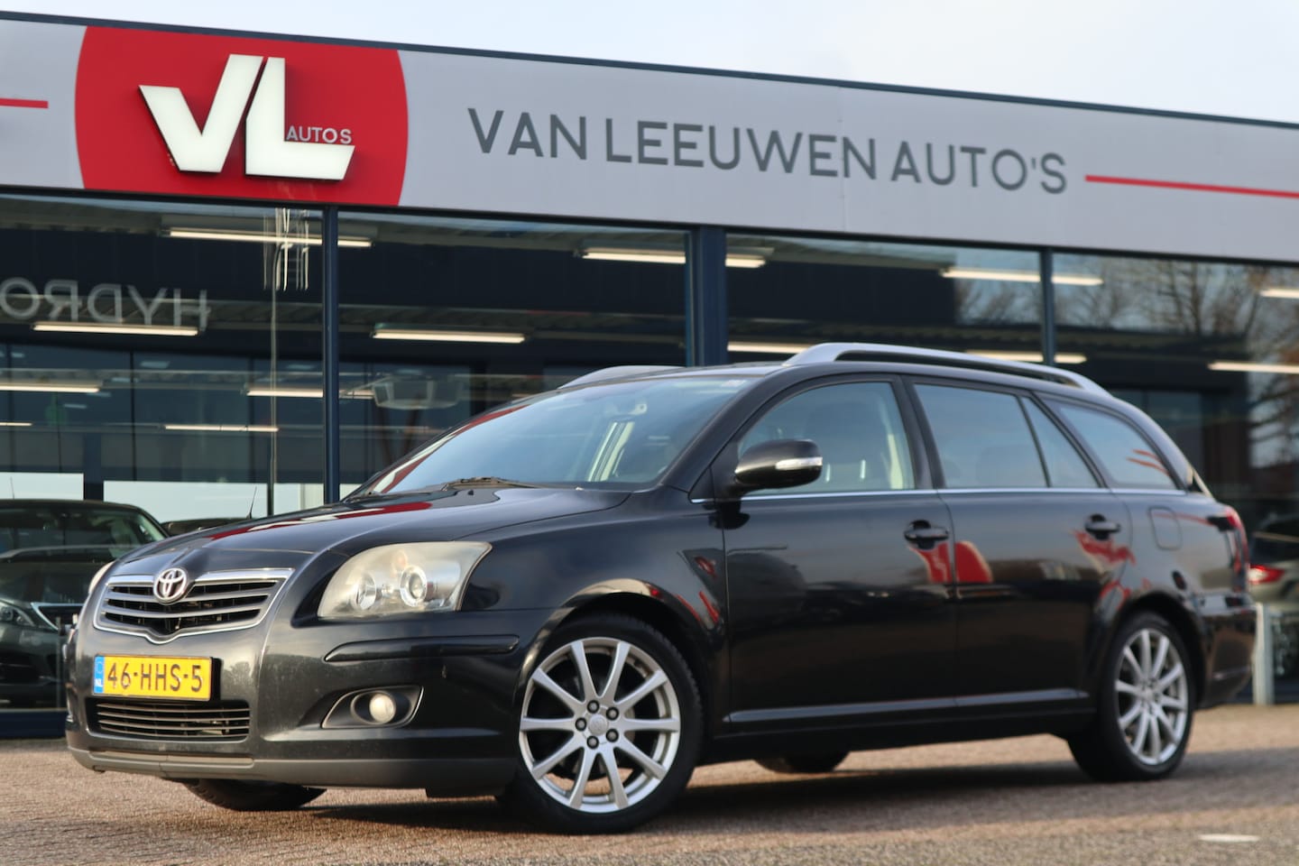 Toyota Avensis Wagon - 1.8 VVTi Luna Business | Automatische Airco | Trekhaak | APK 30-06-2025 - AutoWereld.nl