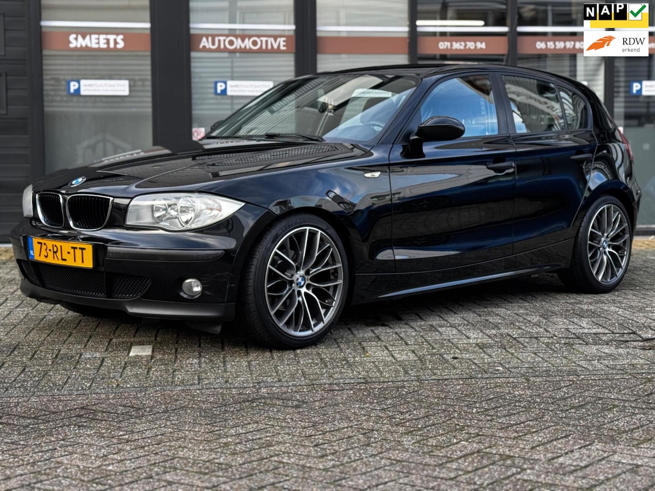 BMW 1-serie - 116i 116i - AutoWereld.nl