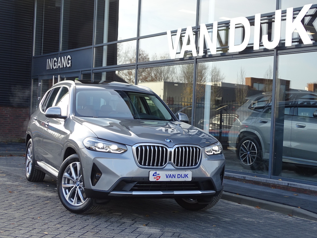 BMW X3 - xDrive30e High Exe. Pano.Dak Elek.Trekhaak Head-up HiFi Driv.Ass. Cockpit Pro. Adaptief on - AutoWereld.nl