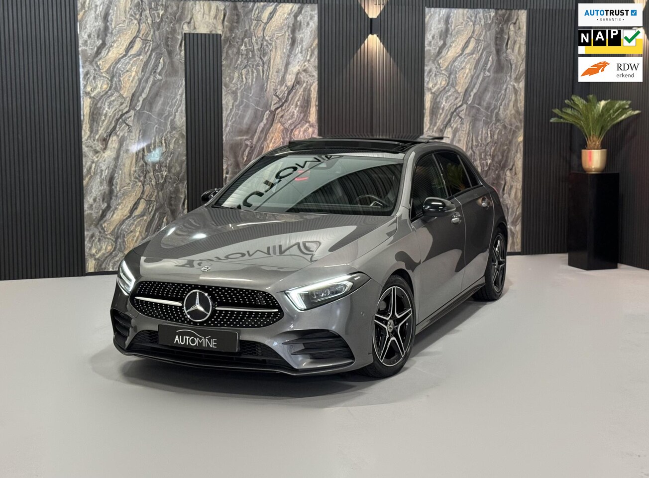 Mercedes-Benz A-klasse - 200 Launch Ed|PANO|2x MEMORY|SFEER|BOMVOL! - AutoWereld.nl