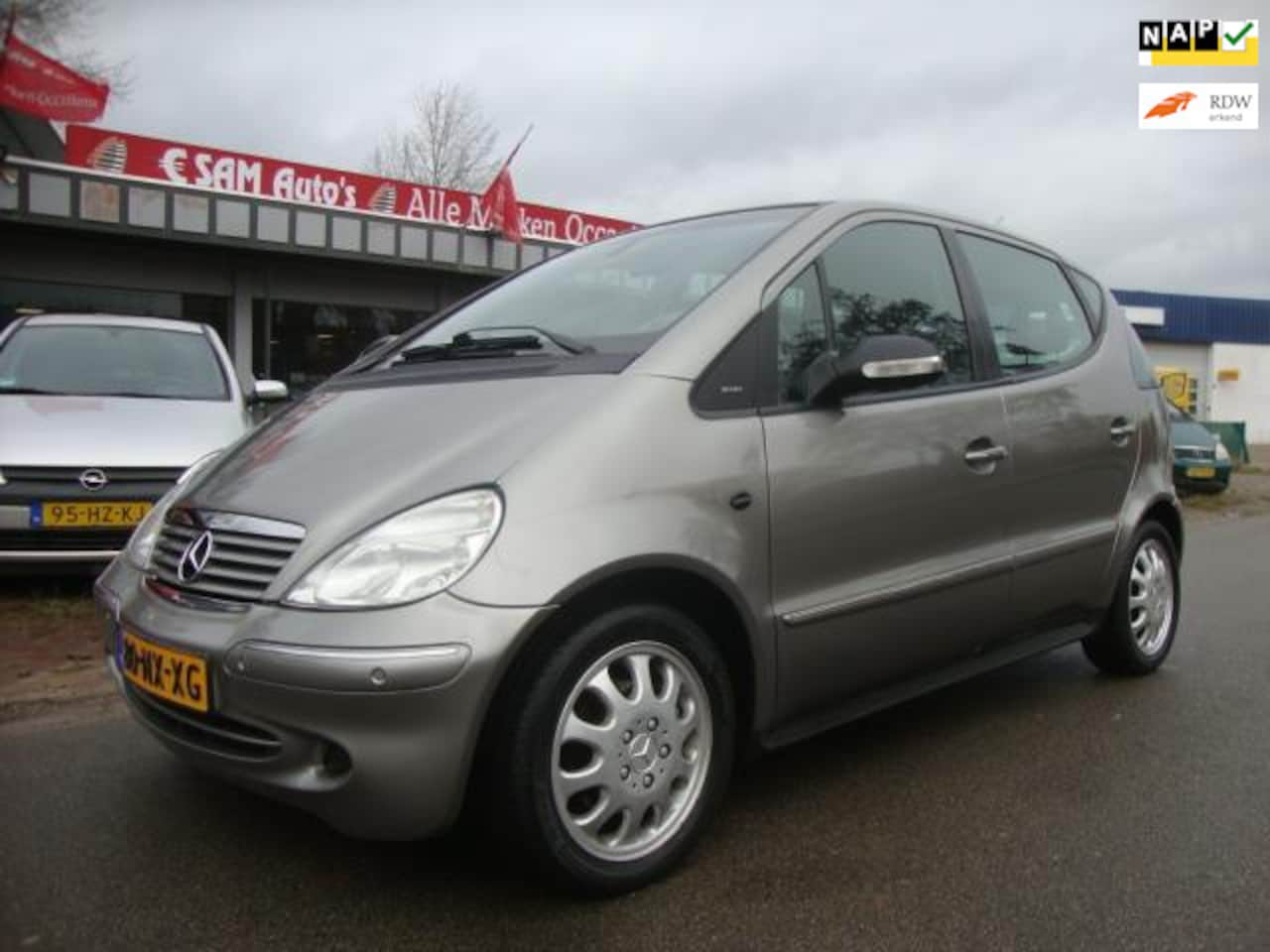 Mercedes-Benz A-klasse - 160 Elegance Lang 160 Elegance Lang ( Automaat +Airco ) - AutoWereld.nl