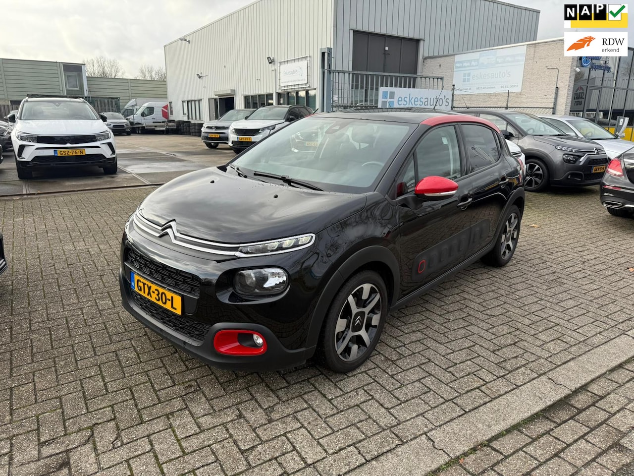 Citroën C3 - 1.2 PureTech S&S Feel 1.2 PureTech S&S Feel, Panodak, Navi, 12 mnd Garantie - AutoWereld.nl