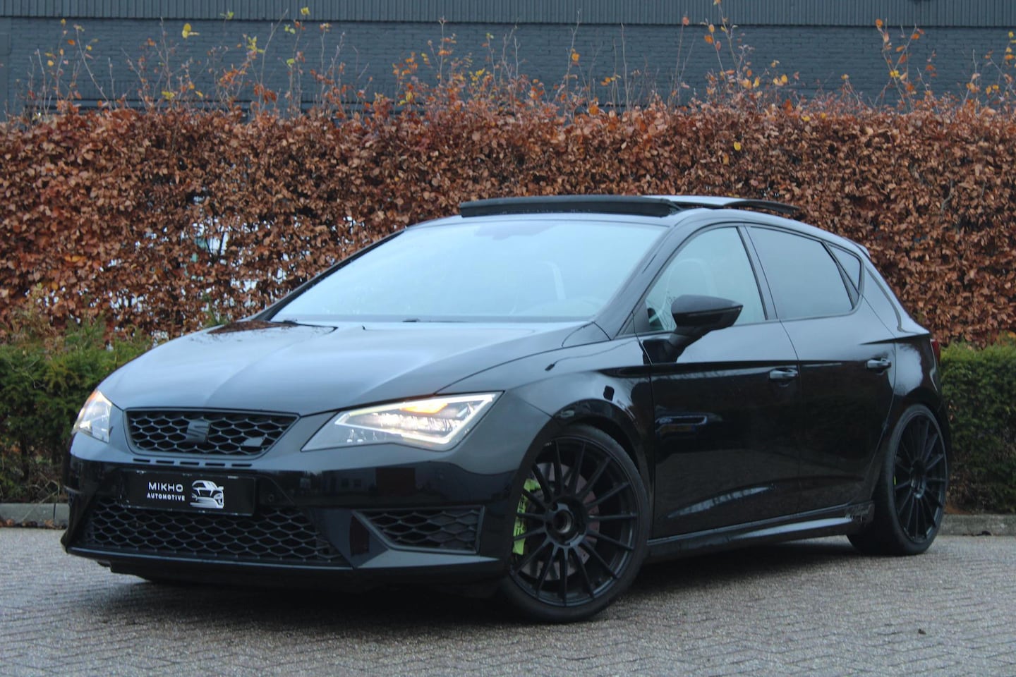 Seat Leon - 2.0 TSI Cupra 530PK | Panoramadak | Schaalstoelen | Apple carplay | Stoelverwarming | - AutoWereld.nl