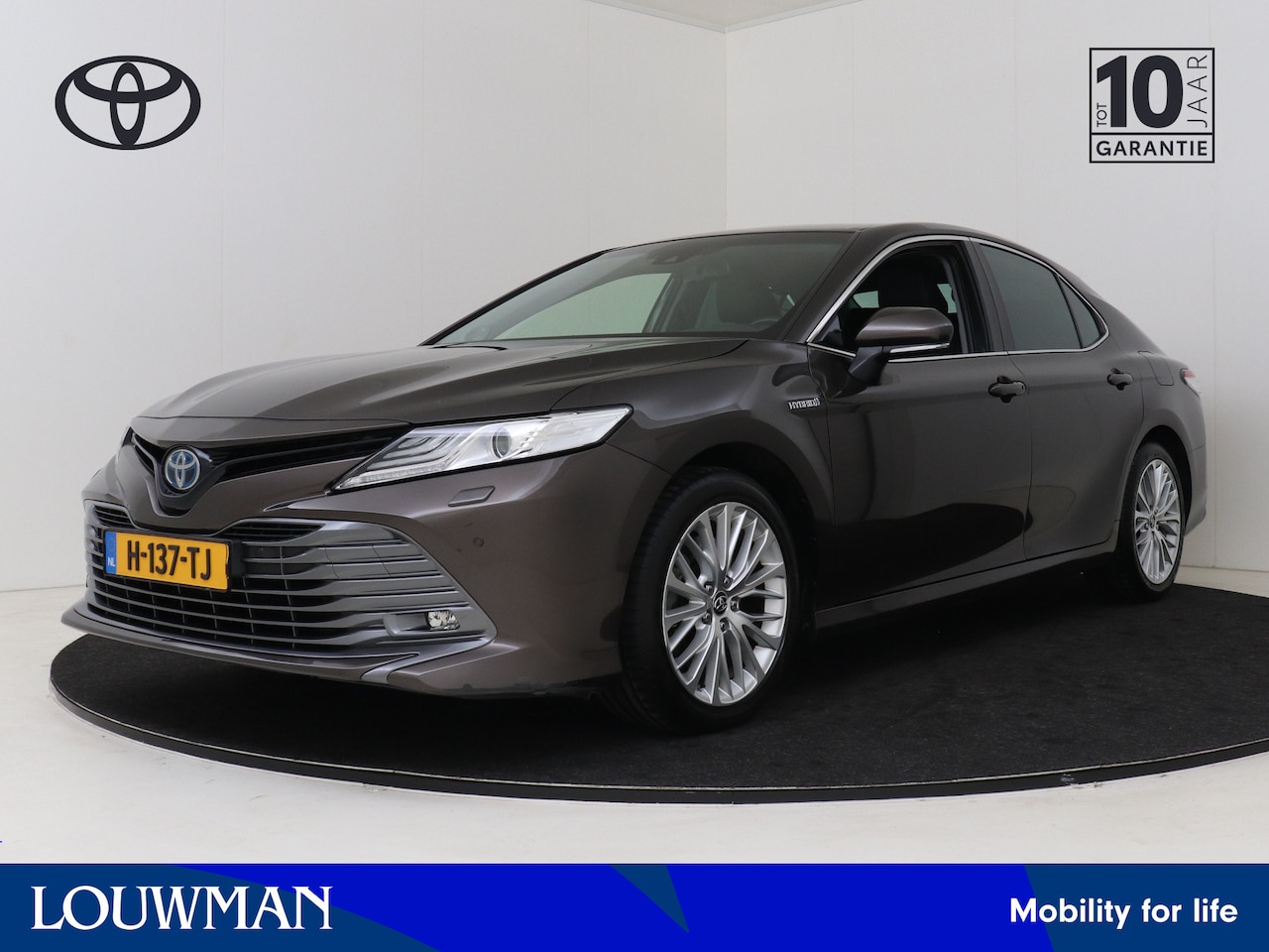 Toyota Camry - 2.5 Hybrid Premium I Navigatie I Climate Control I Cruise Control Adaptief I Camera I Lede - AutoWereld.nl