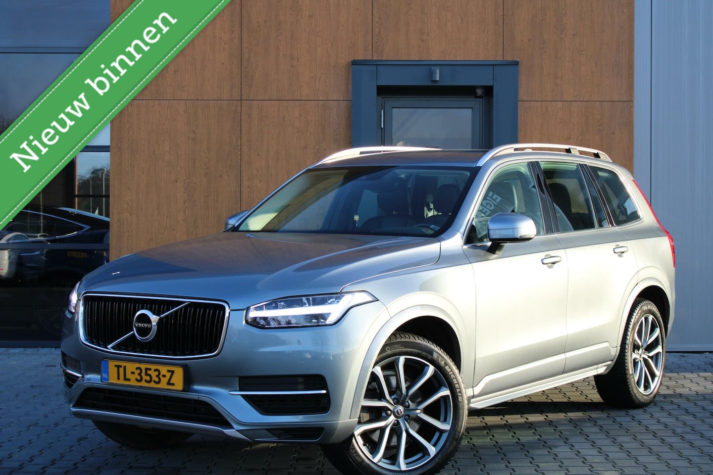 Volvo XC90 - 2.0 D4 90th Anniversary Edition | Trekhaak - AutoWereld.nl