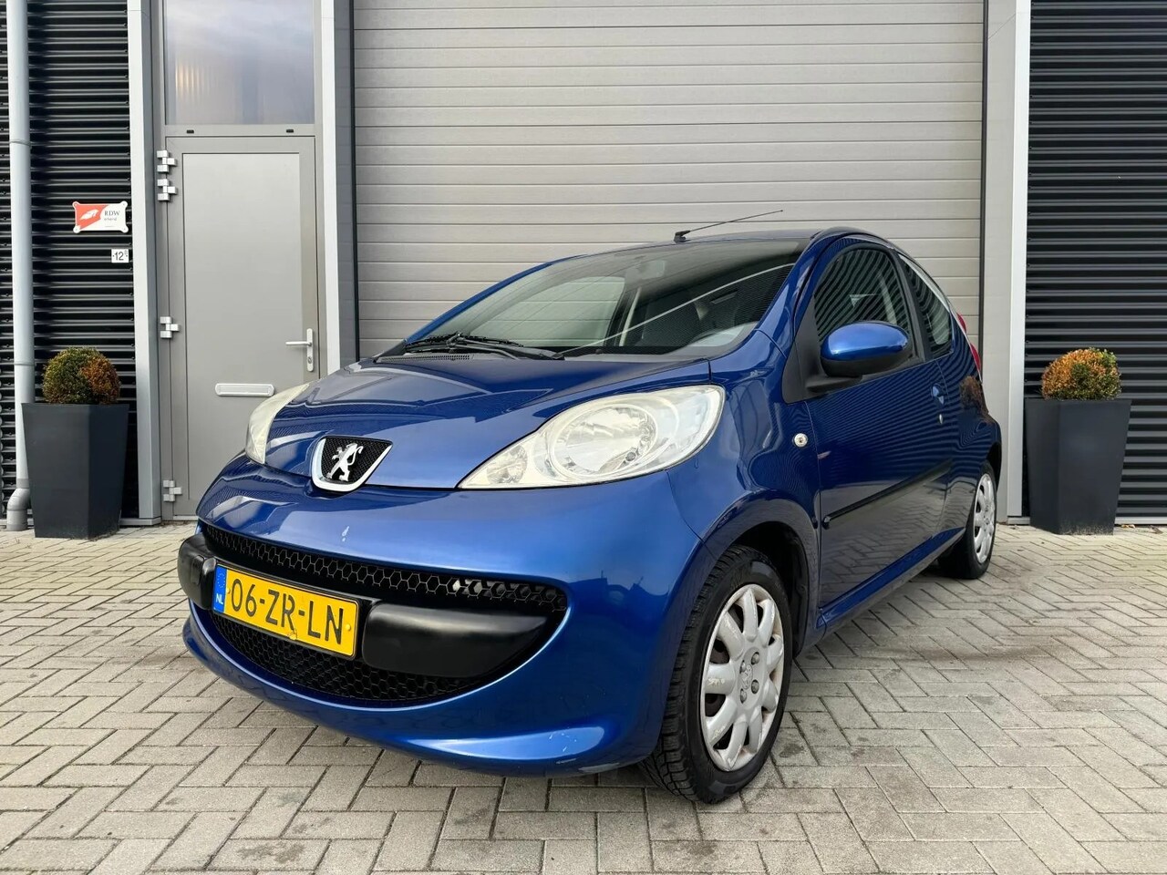 Peugeot 107 - 1.0-12V XS 1.0-12V XS - AutoWereld.nl