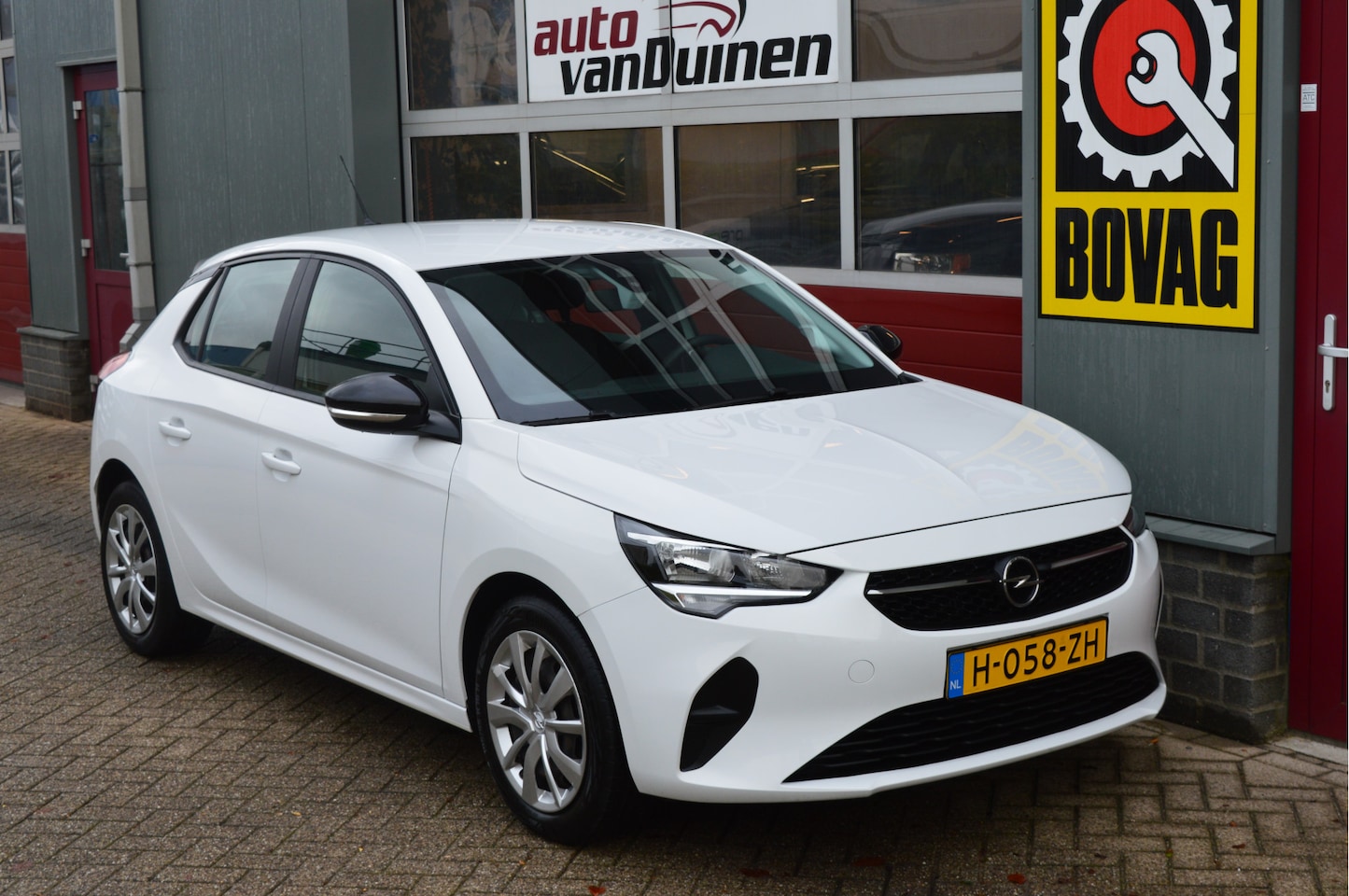 Opel Corsa - 1.2 Edition O.a: PDC, Camera, DAB, Carplay, Airco, Navi, Cruise, Etc. All-in prijs! - AutoWereld.nl