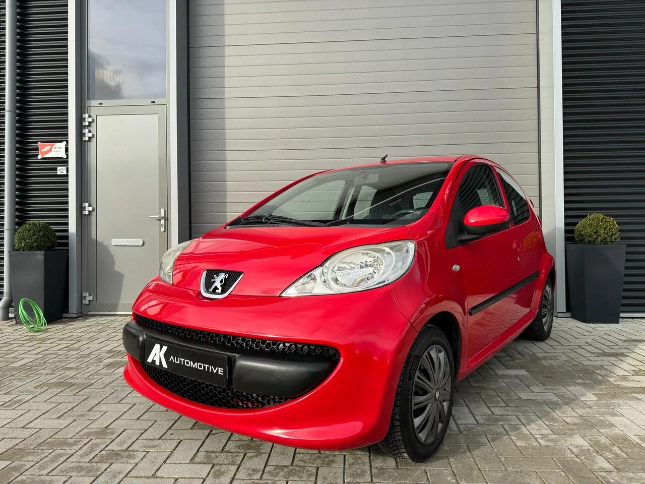 Peugeot 107 - 1.0-12V XS 1.0-12V XS - AutoWereld.nl