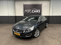 Volvo S60 - 2.0 T5 Summum Leder/Navi/Camera