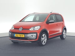 Volkswagen Up! - 1.0 75pk BMT cross up Camera Stoelverwarming Cruise Control