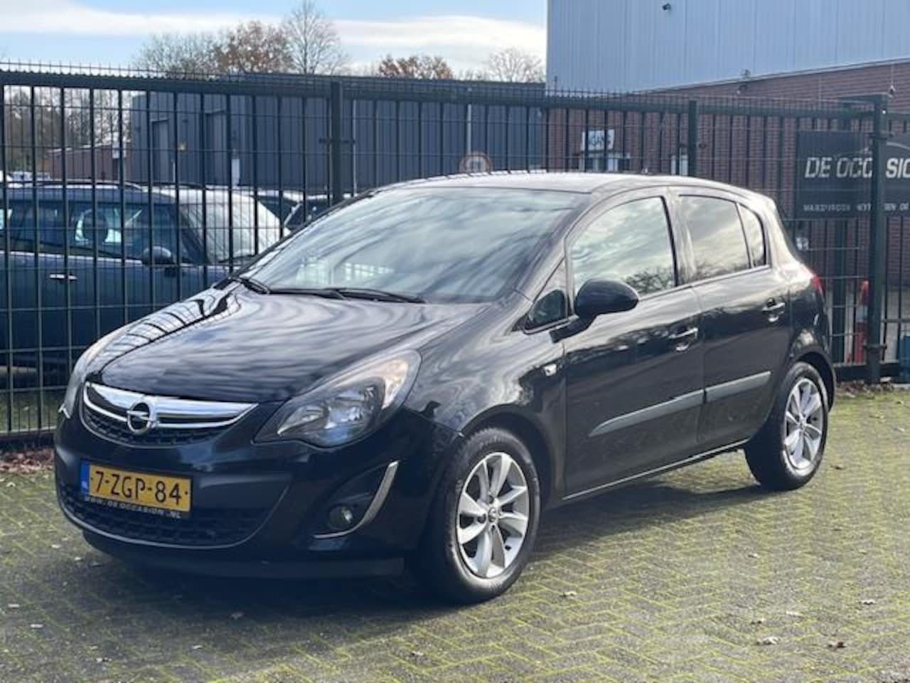 Opel Corsa - 1.4-16V Design Edition 5 deurs, Airco - AutoWereld.nl