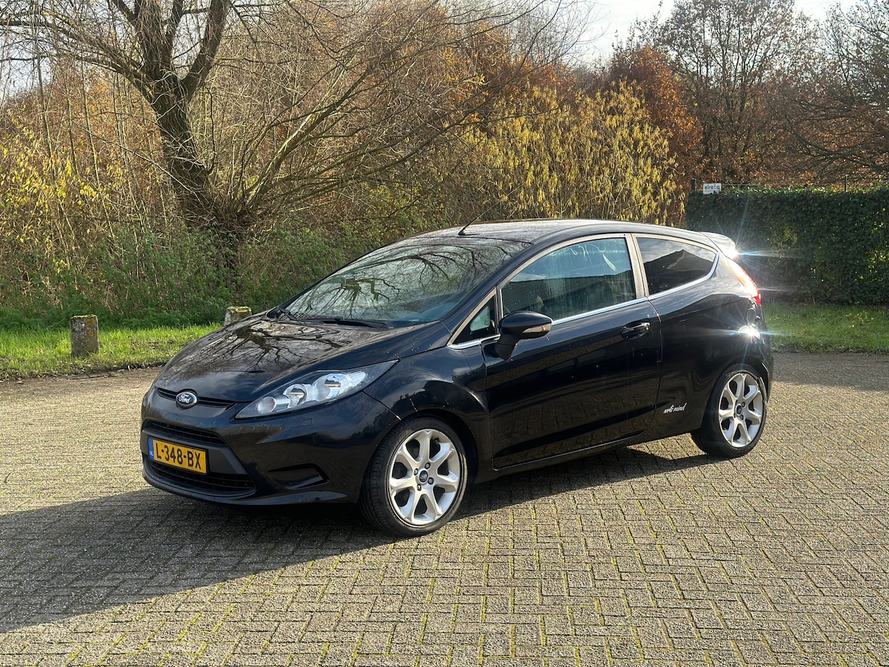 Ford Fiesta - 1.6 Ghia 120PK I AIRCO I ST I BLUETOOTH I CLIMA - AutoWereld.nl