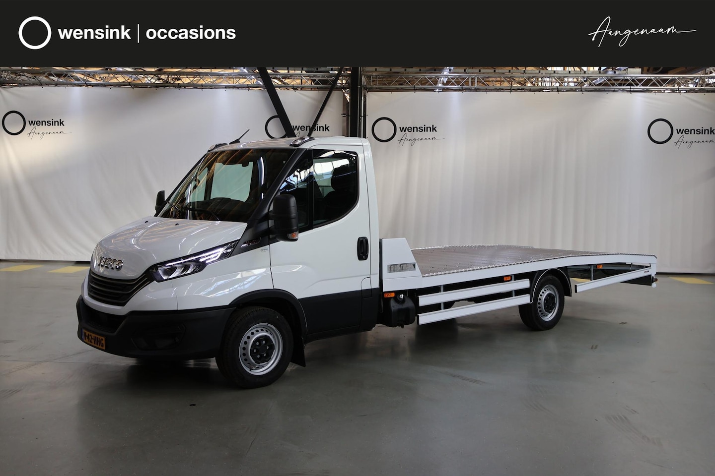 Iveco Daily - 35 3.0 180 PK | Aut. | Oprijwagen | 3500KG AHW | Autotransporter | LED | Navigatie | Clima - AutoWereld.nl