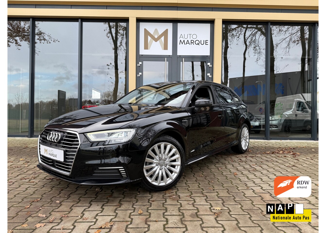 Audi A3 Sportback - 1.4 e-tron PHEV Aut. | Pro Line Plus | 17" LM Velgen | Sportstoelen | Navigatie | Virtual - AutoWereld.nl