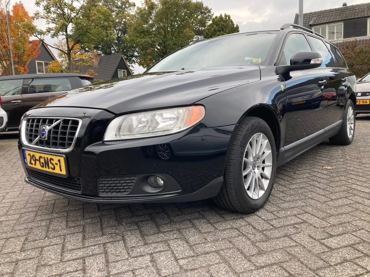 Volvo V70 - 2.5T Kinetic 2.5T Kinetic - AutoWereld.nl