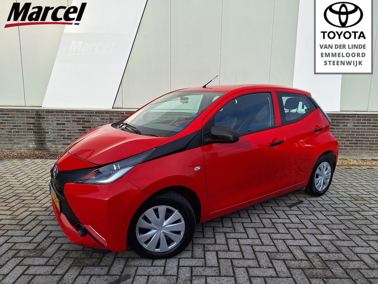 Toyota Aygo - 1.0 VVT-i x-fun | Bluetooth | Airco | - AutoWereld.nl