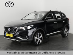 MG ZS - EV Luxury 45 kWh NU NOG 2.000, - SUBSIDIE .1e EIG. ACCU 94 % PANORAMADAK.KEYLESS.LEDER TOT